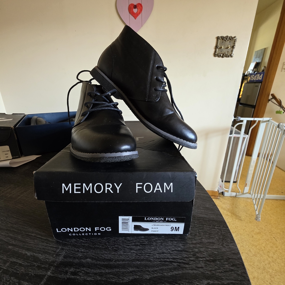 London Fog Black Men's Shoes